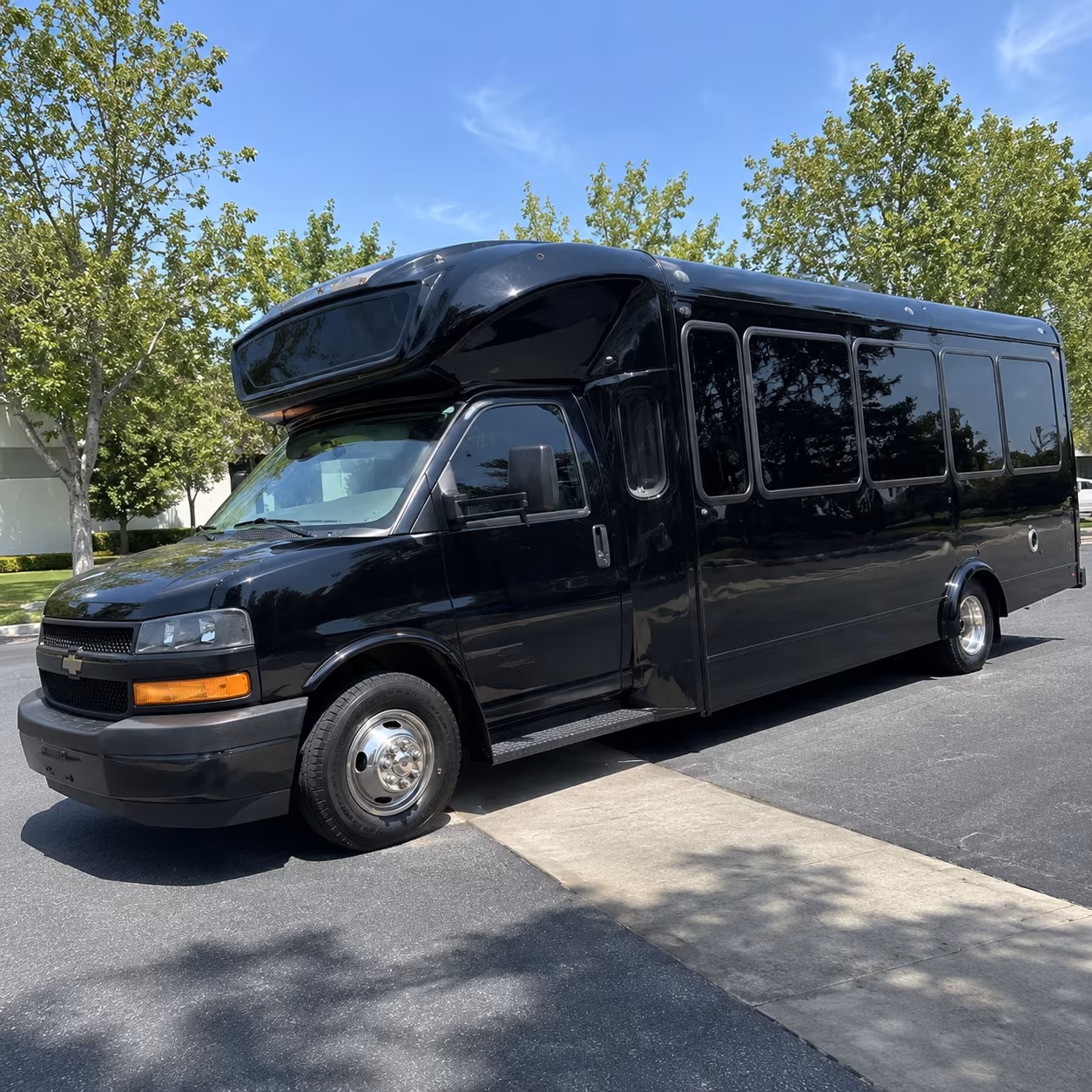 burlington 15 passenger party bus