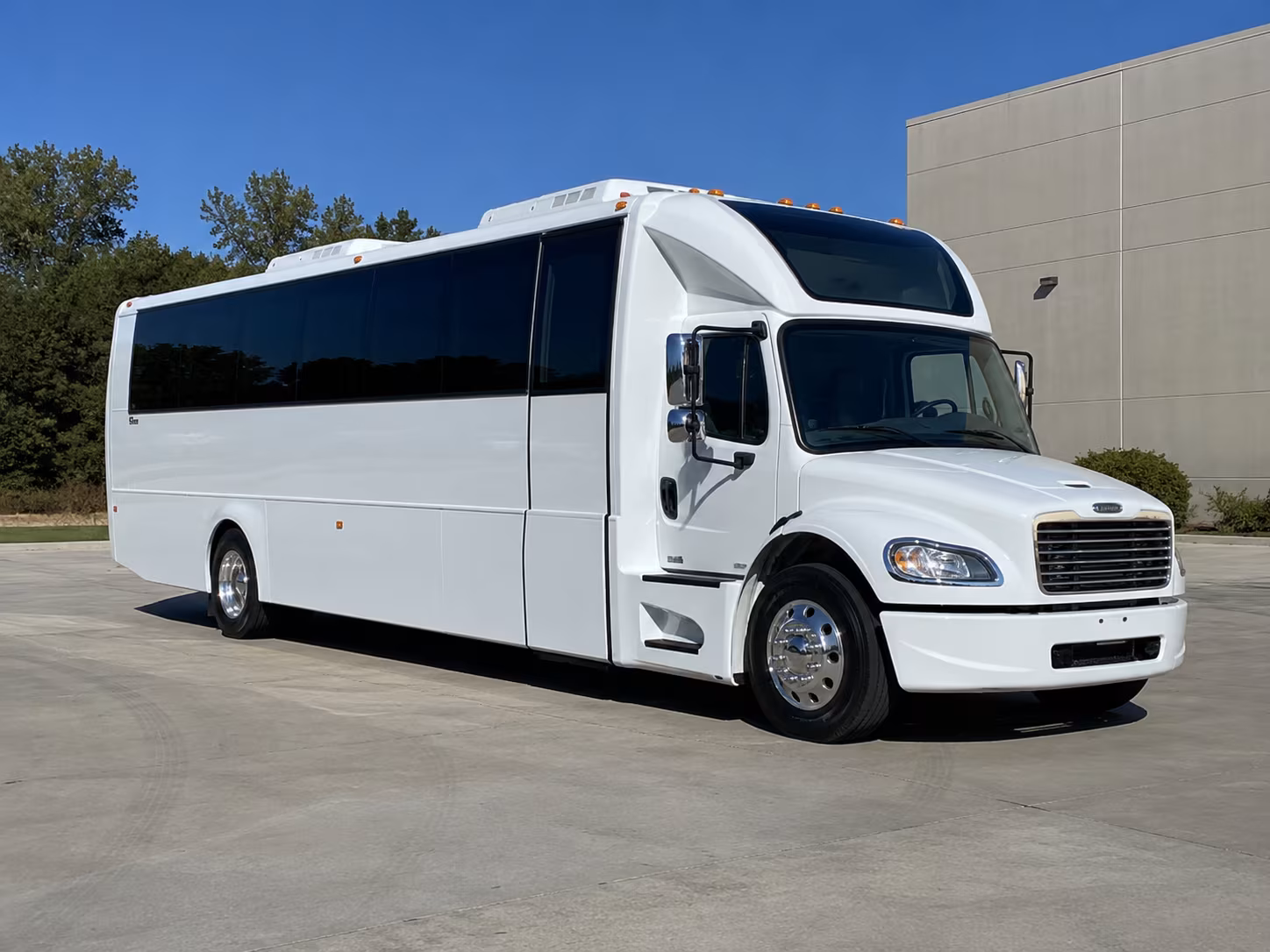 burlington 28 passenger party bus